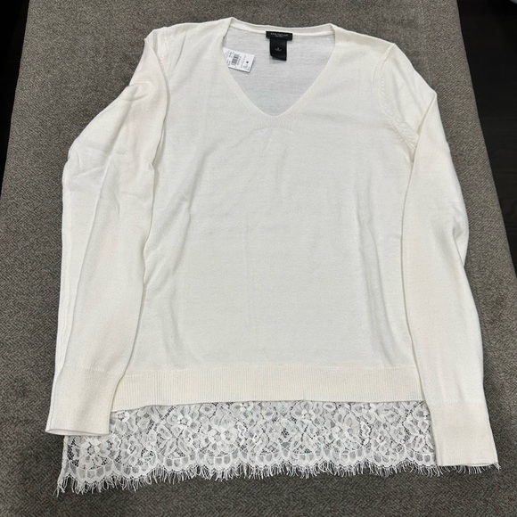 Ann Taylor Sweater Size Small NWT - Picture 1 of 4